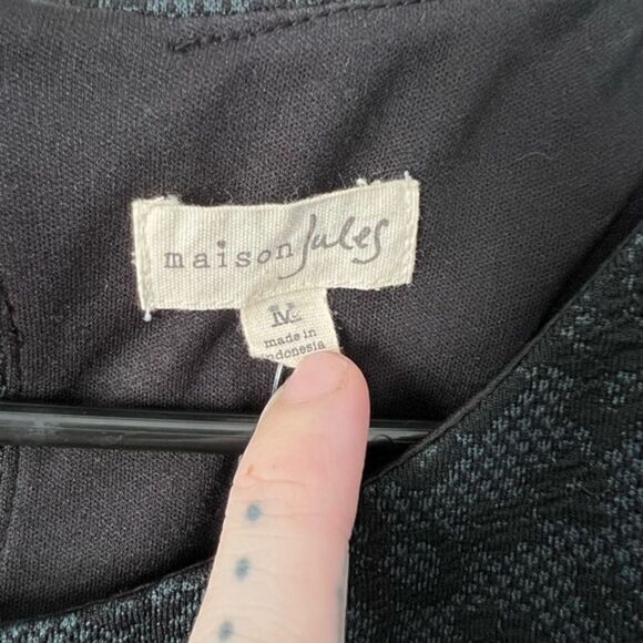 Madison Jules Black and Green Floral Fancy Dress - Picture 3 of 3